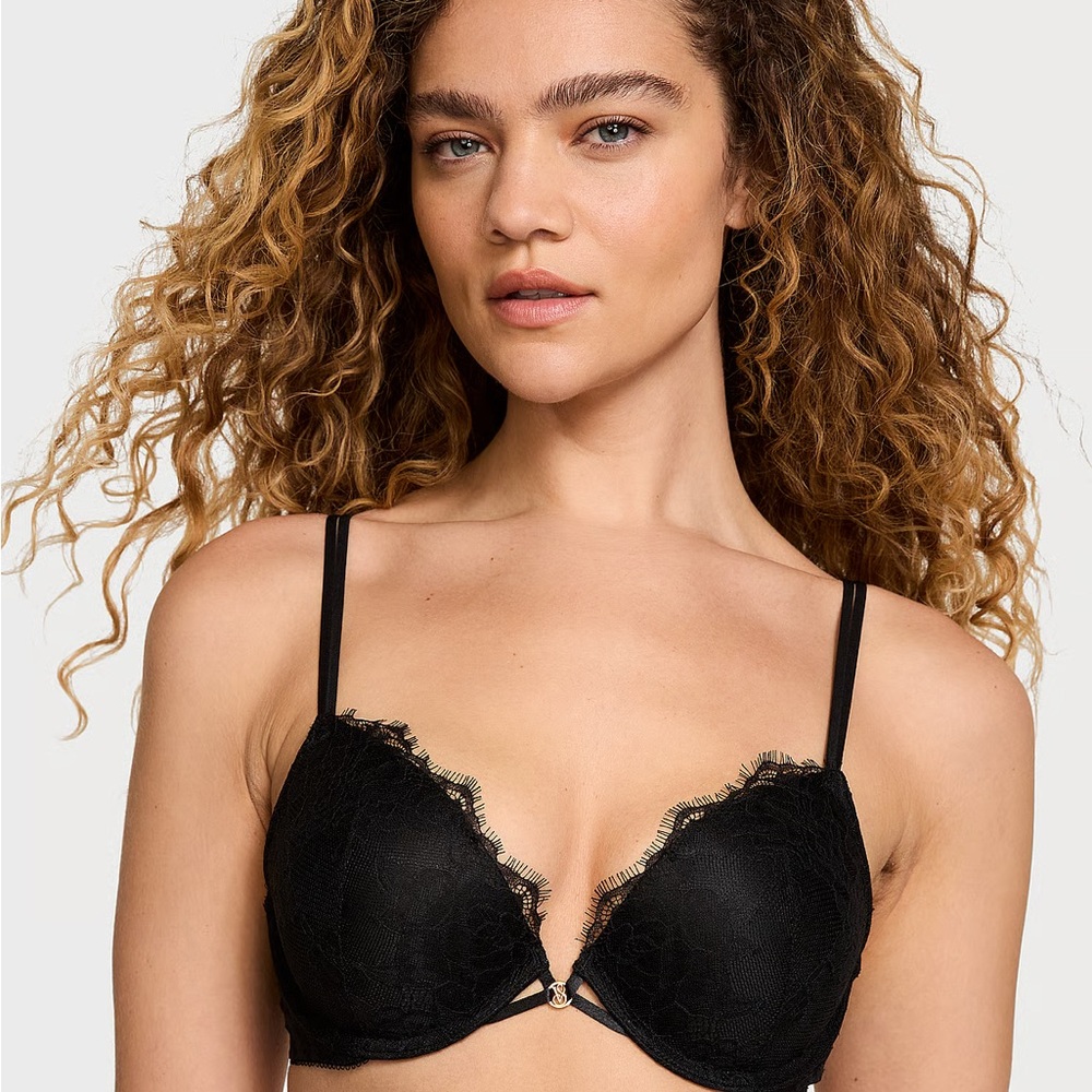 Victoria's Secret Very Sexy Black Lace Push Up Bra 36D